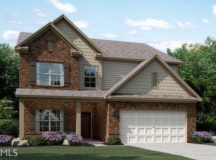 166 Round Pond Dr, Lilburn, GA 30047