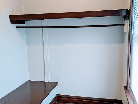 4th image of 5701 Dewey Ave Floor 2