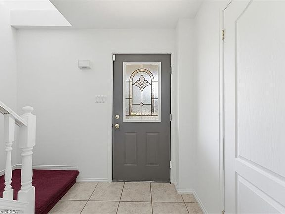 5th image of 25 Anastasia Cres