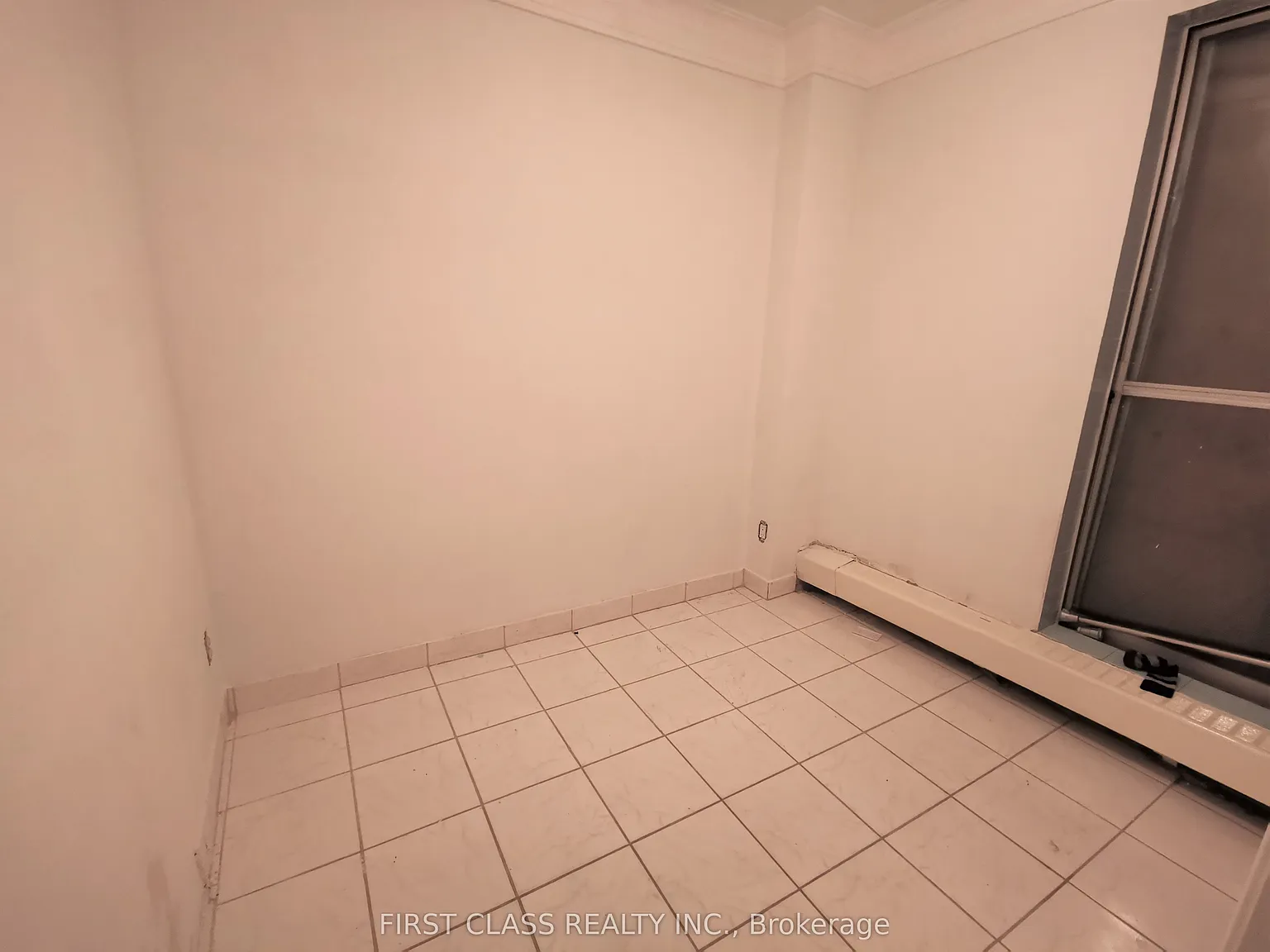 5 bed, $2,999 — Photo 4