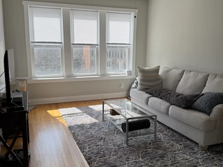1024 W Loyola Ave #3 — Photo 4