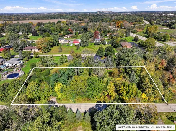 12636 W Maplewood Rd, Beach Park, IL 60099