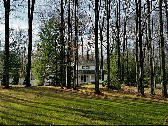 2nd image of 6091 Bridlewood Dr