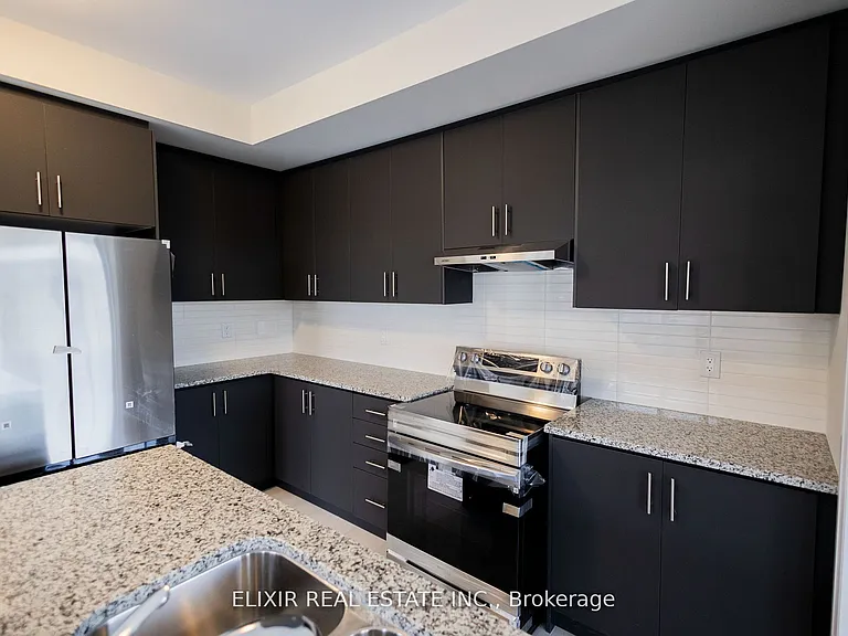 20 Molnar Cres — Photo 24