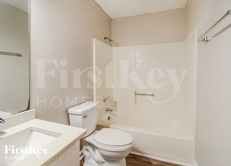 732 Harness Ct — Photo 12