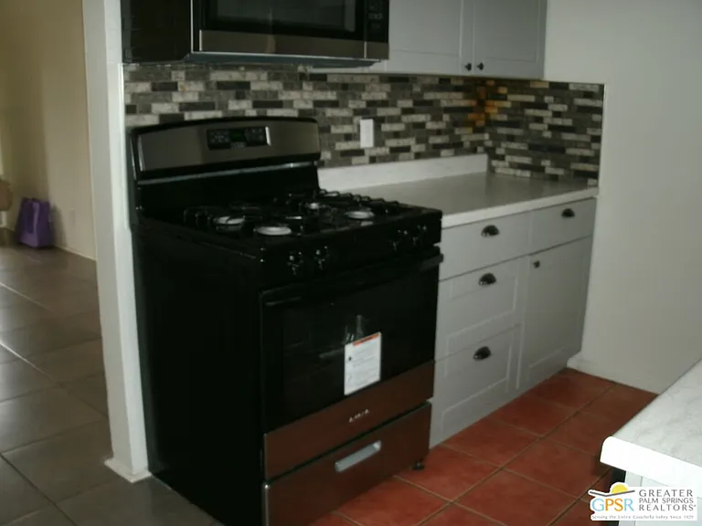2290 S Palm Canyon Dr #114 — Photo 7