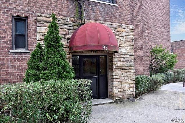 1st image of 95 Sedgwick Ave APT 4D