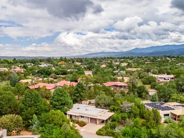 207 W Alicante Rd, Santa Fe, NM 87505