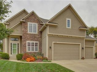 11303 S Brown Ridge St, Olathe, KS 66061