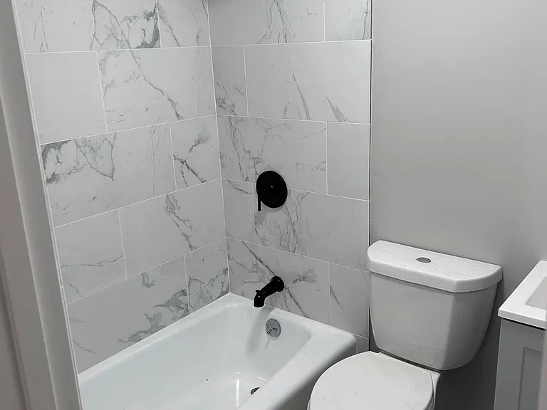 83 Haven St #6F — Photo 9