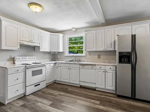 1507 5th Ave W, Springfield, TN 37172