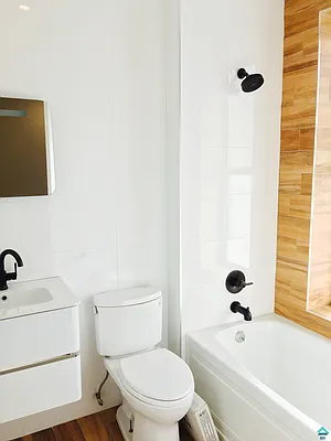 Rented by EXR | media 3