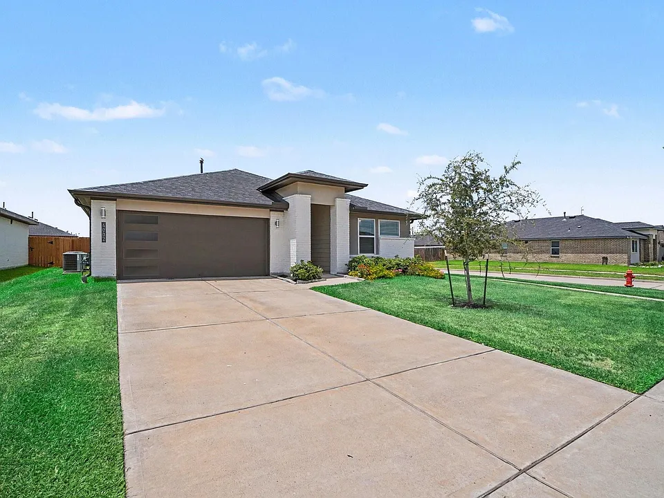 4002 Itzle Island Ct