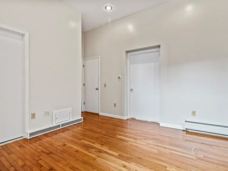 800 Ocean Ave #1 — Photo 36