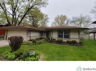 136 S Schmidt Rd, Bolingbrook, IL 60440