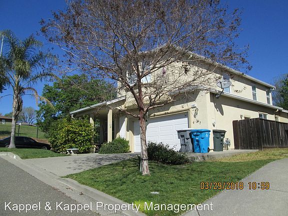 3rd image of 1067 Cabernet Ct