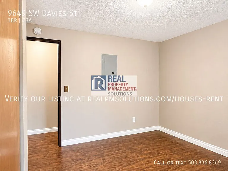 9649 SW Davies Rd — Photo 40
