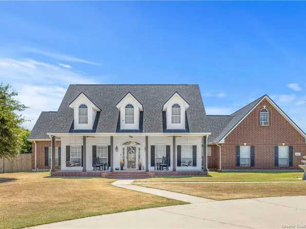 1647 Hollow Cove Ln, Lake Charles, LA 70611