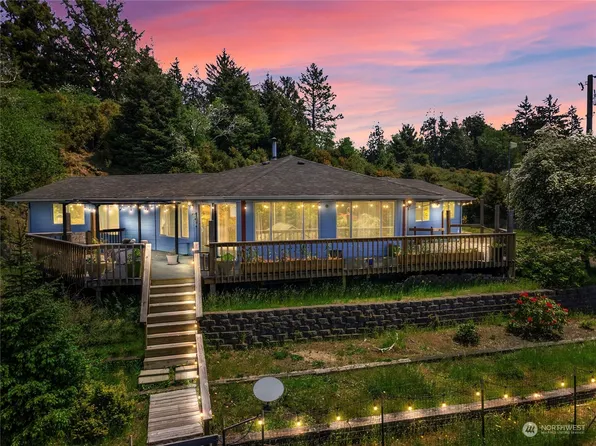 34616 Stackpole Road, Oysterville, WA 98641