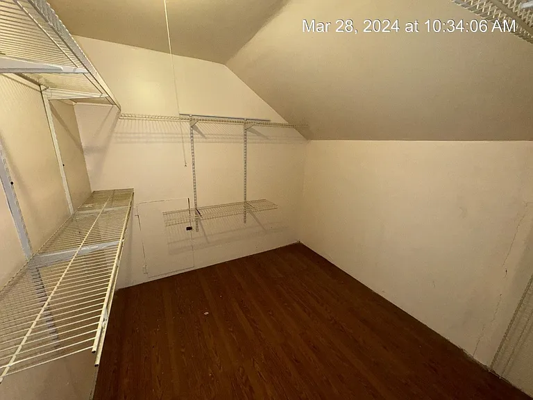 6468 Kelmscot Ct — Photo 20