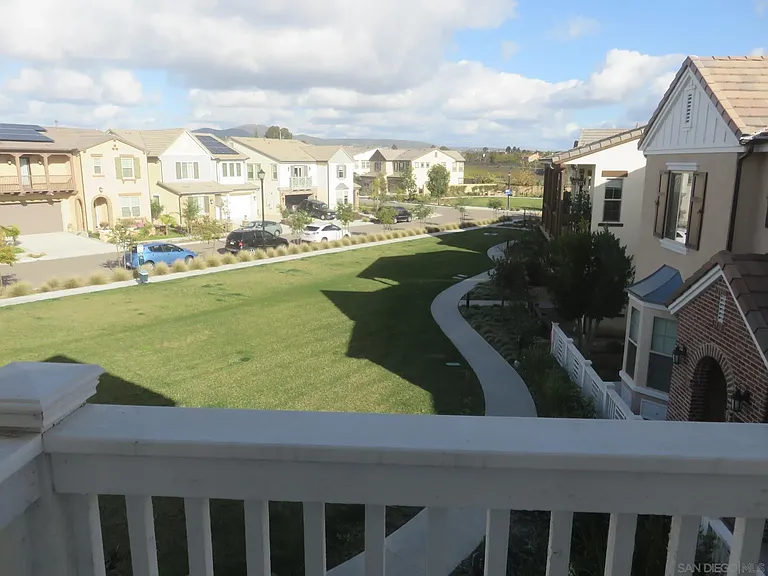 13437 Dayflower Way — Photo 30