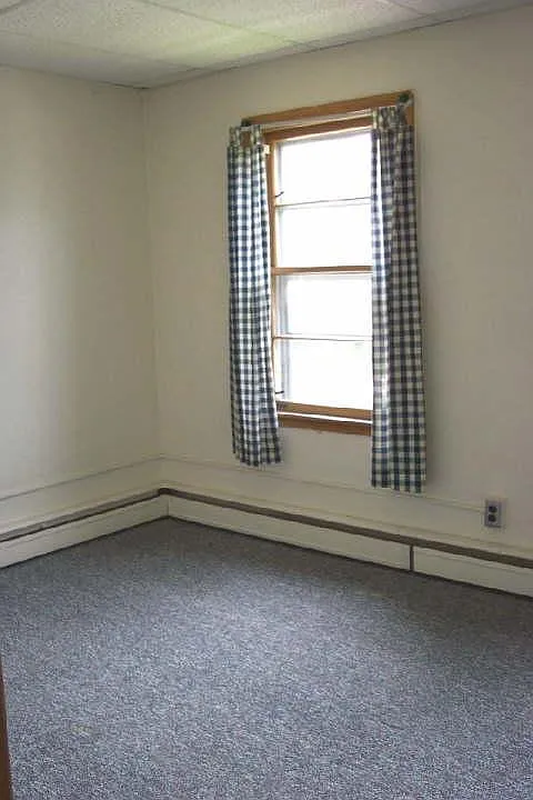 1 bed, 650 sqft, $700 — Photo 3
