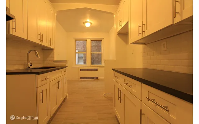 Rented by Douglas Elliman | media 15