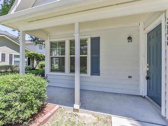 5th image of 26860 Wellington Ct