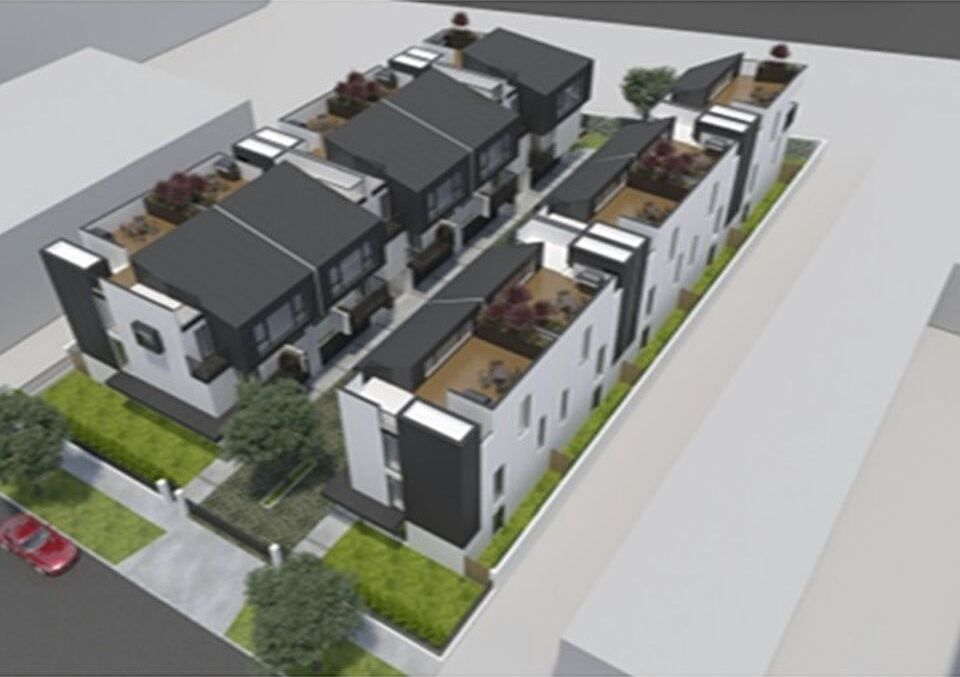2nd image of 2548 El Molino Ave
