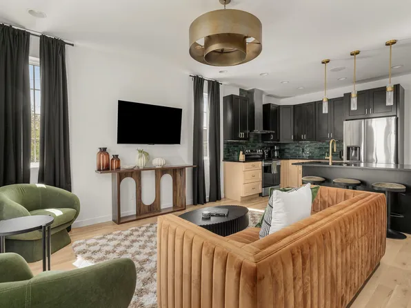 2000 S Hamilton Rd #17, Nashville, TN 37218