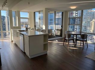 1225 Richards St #2304, Vancouver, BC V6B1E6