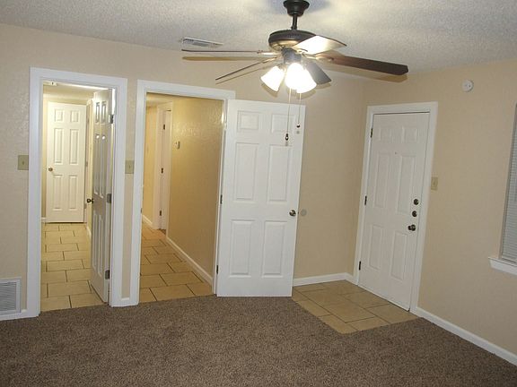 4th image of 6867 S Creek Dr #1