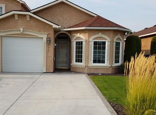 9627 Vincenzo Dr, Pasco, WA 99301