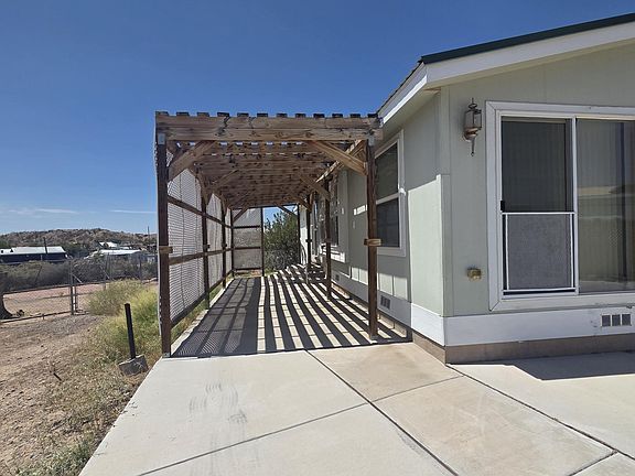 2nd image of 425 Morgan St