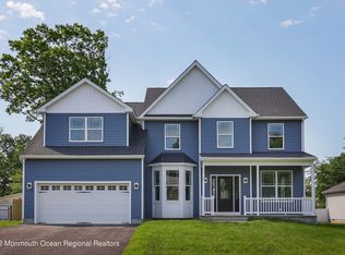 498 Harding Ave, Bayville, NJ 08721