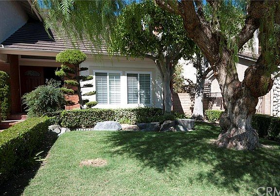 4th image of 705 S Highland Ln