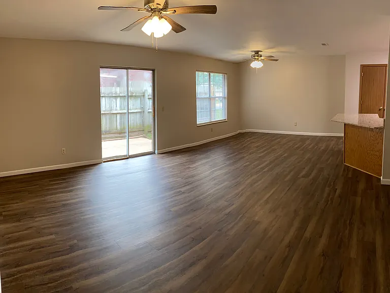 123 Fox Run Pl #A — Photo 3