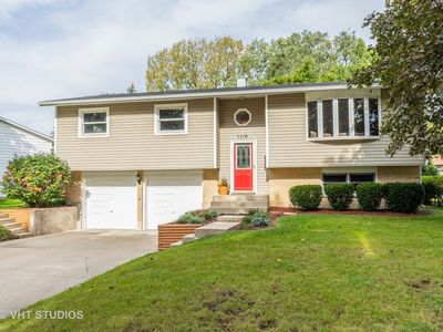1116 E Barberry Ln, Mount Prospect, IL, 60056