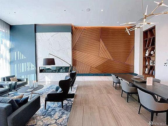 2nd image of 188 Bellevue Sq