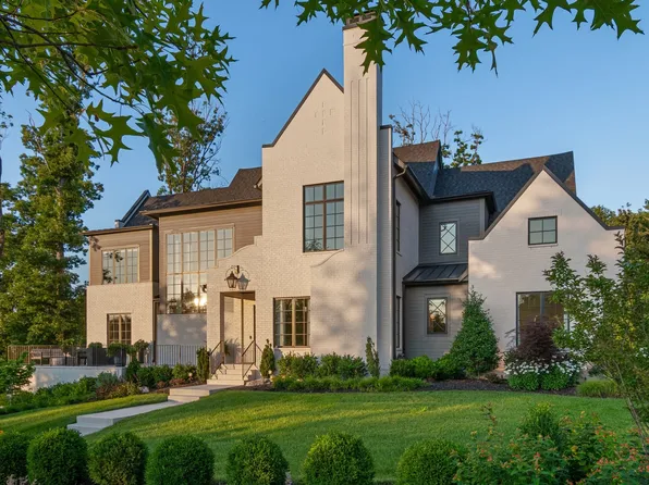 8476 Heirloom Blvd, College Grove, TN 37046