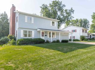 2705 Edgemont Ave, Waterloo, IA 50702