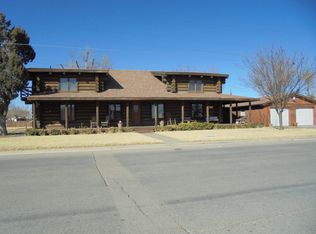 21 S Date St, Perryton, TX 79070