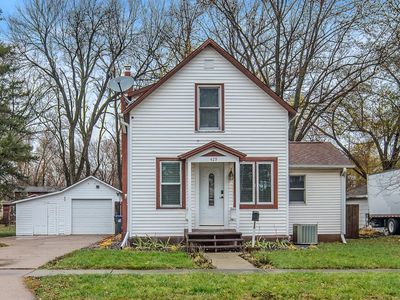 429 N 2nd St, New Richmond, WI, 54017