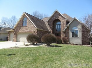 172 Heatherland Dr, Bethalto, IL 62010