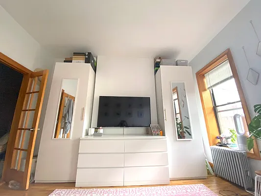 Rented by Highline Residential | media 9