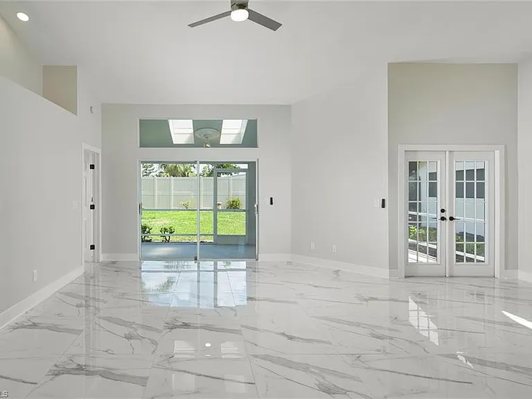 12408 Kelly Sands Way — Photo 8
