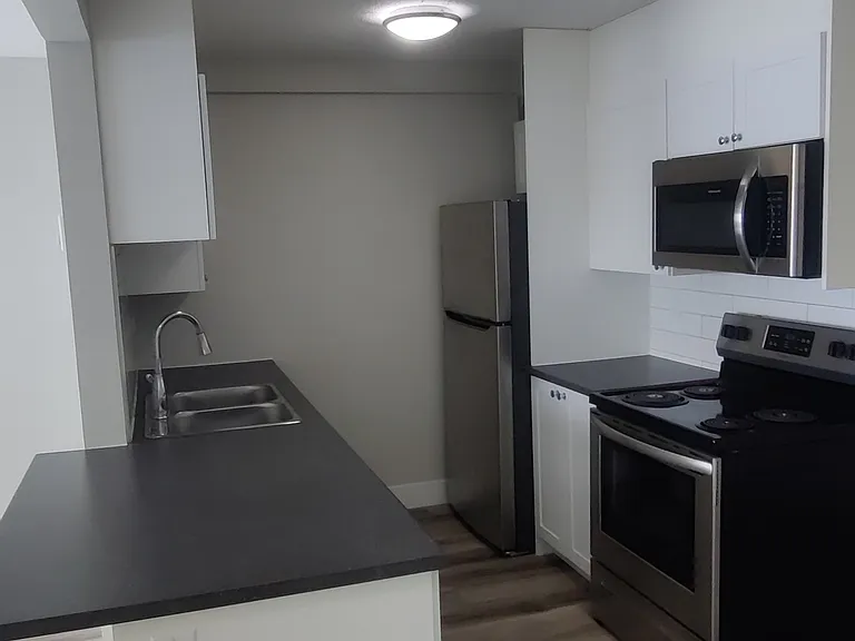 60 West St #102A — Photo 2