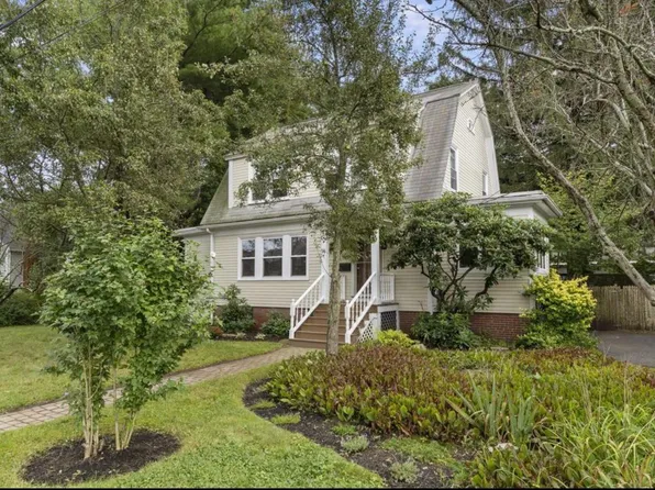 56 Mildred St, South Portland, ME 04106