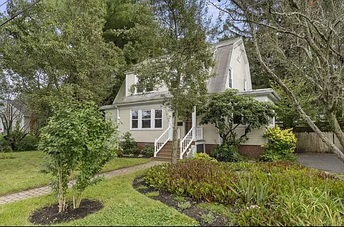 56 Mildred St Photo 1