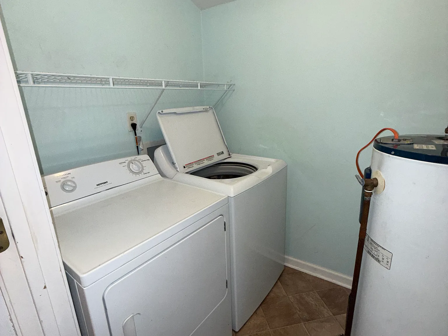 3 bed, 1.5 bath, 1241 sqft, $1,450 — Photo 4